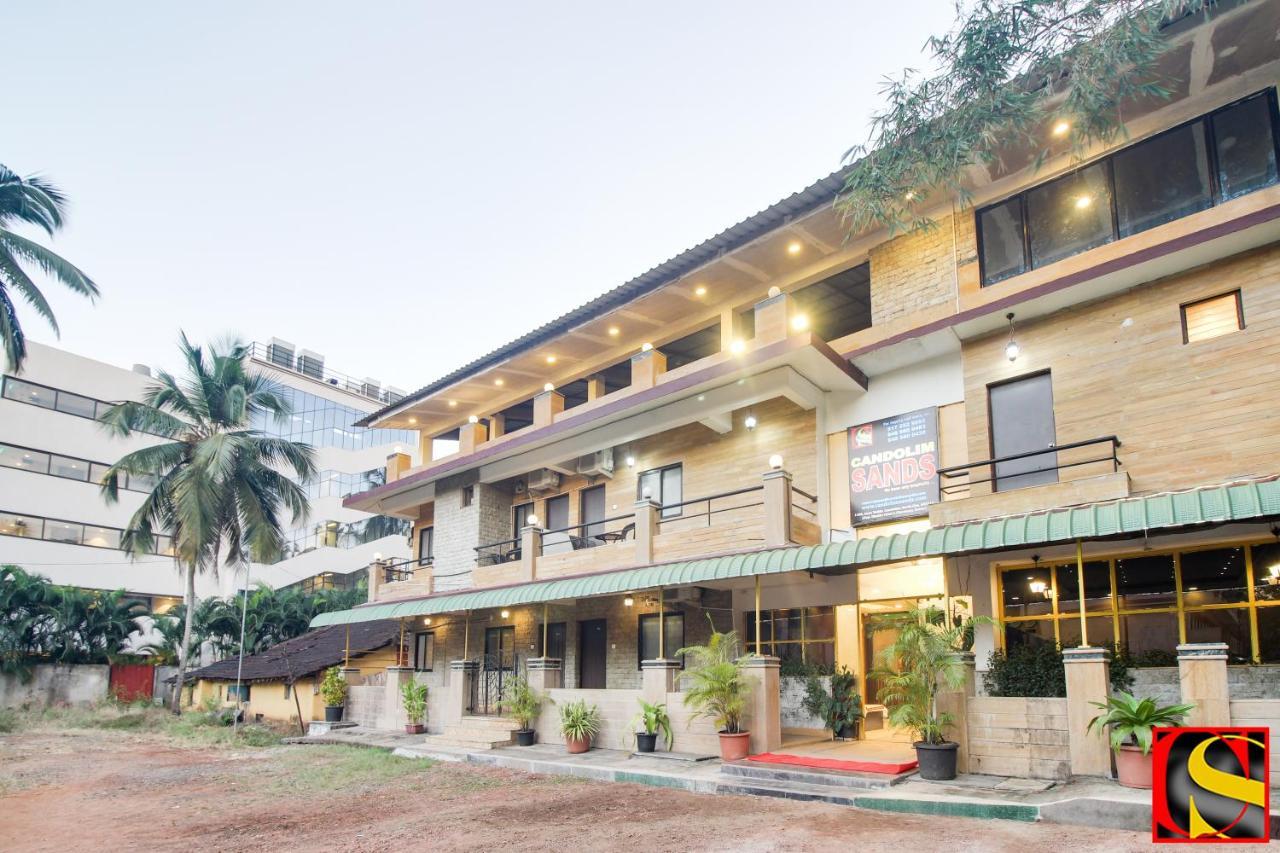 Candolim Sands Hotel Exterior photo